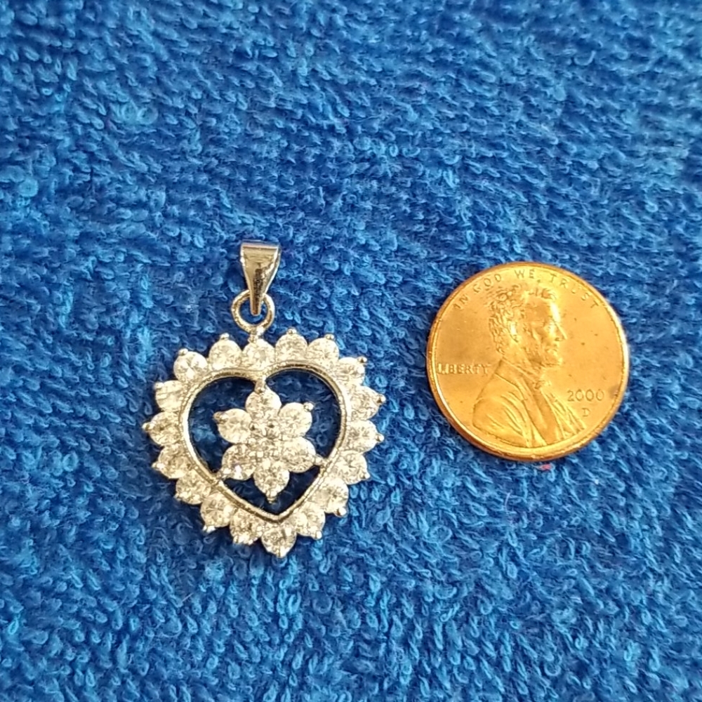 Silvertone heart cz cluster pendant